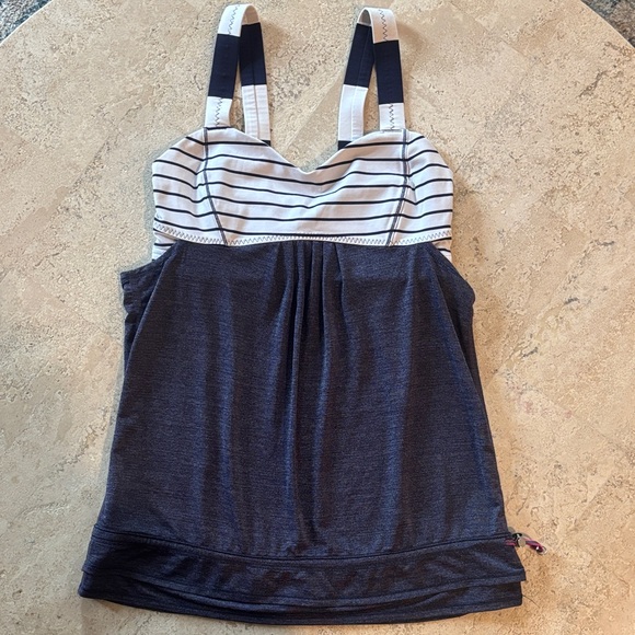 Lululemon size 4 Navy and White Striped Women's Top with built in sports bra - Picture 1 of 6